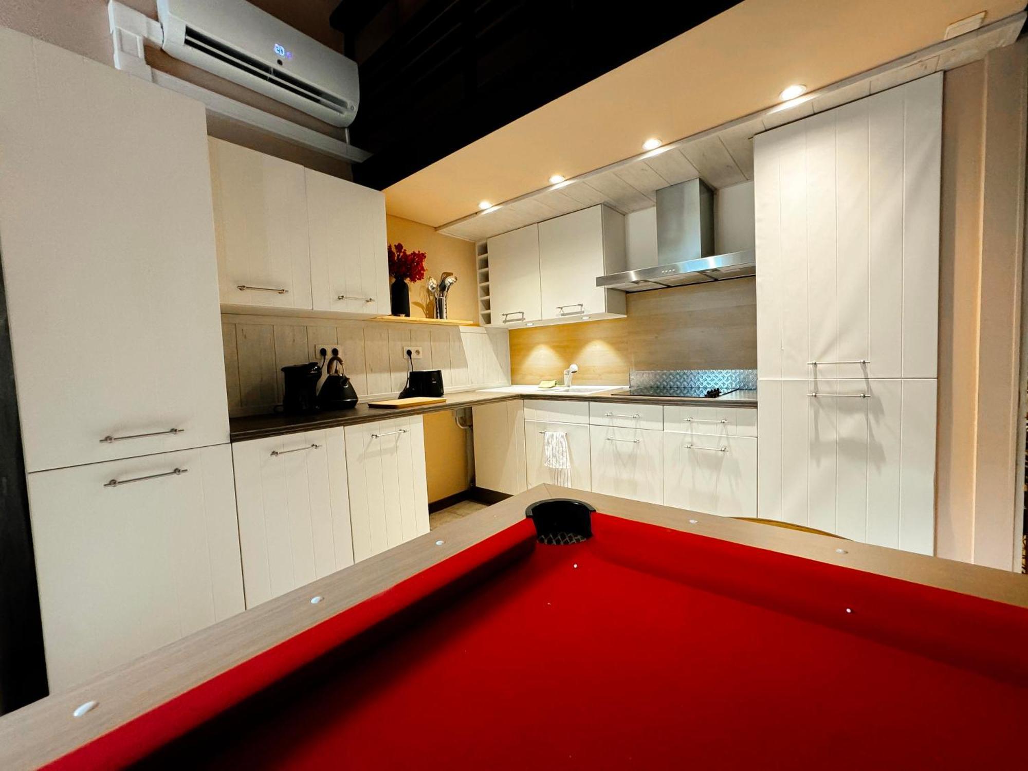 Hastiere-par-dela Capsule Lotus-Balneo-Sauna-Billard-Nintendo מראה חיצוני תמונה