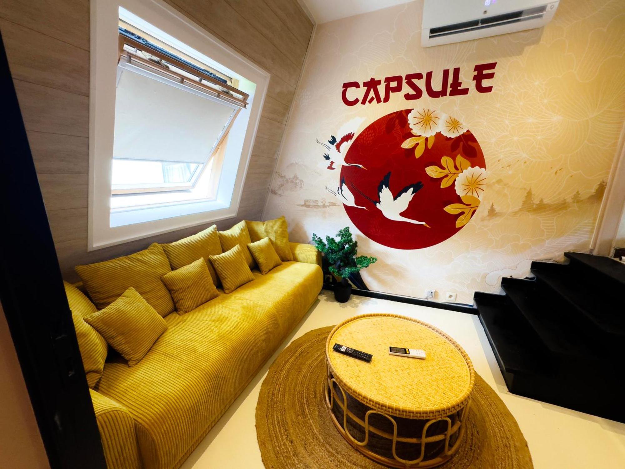 Hastiere-par-dela Capsule Lotus-Balneo-Sauna-Billard-Nintendo מראה חיצוני תמונה